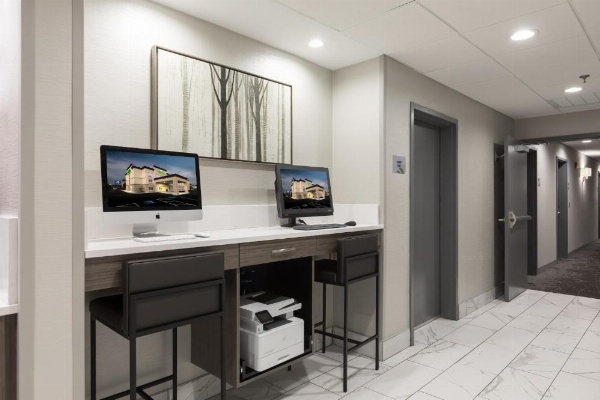 Wingate by Wyndham Augusta Washington Road image 19